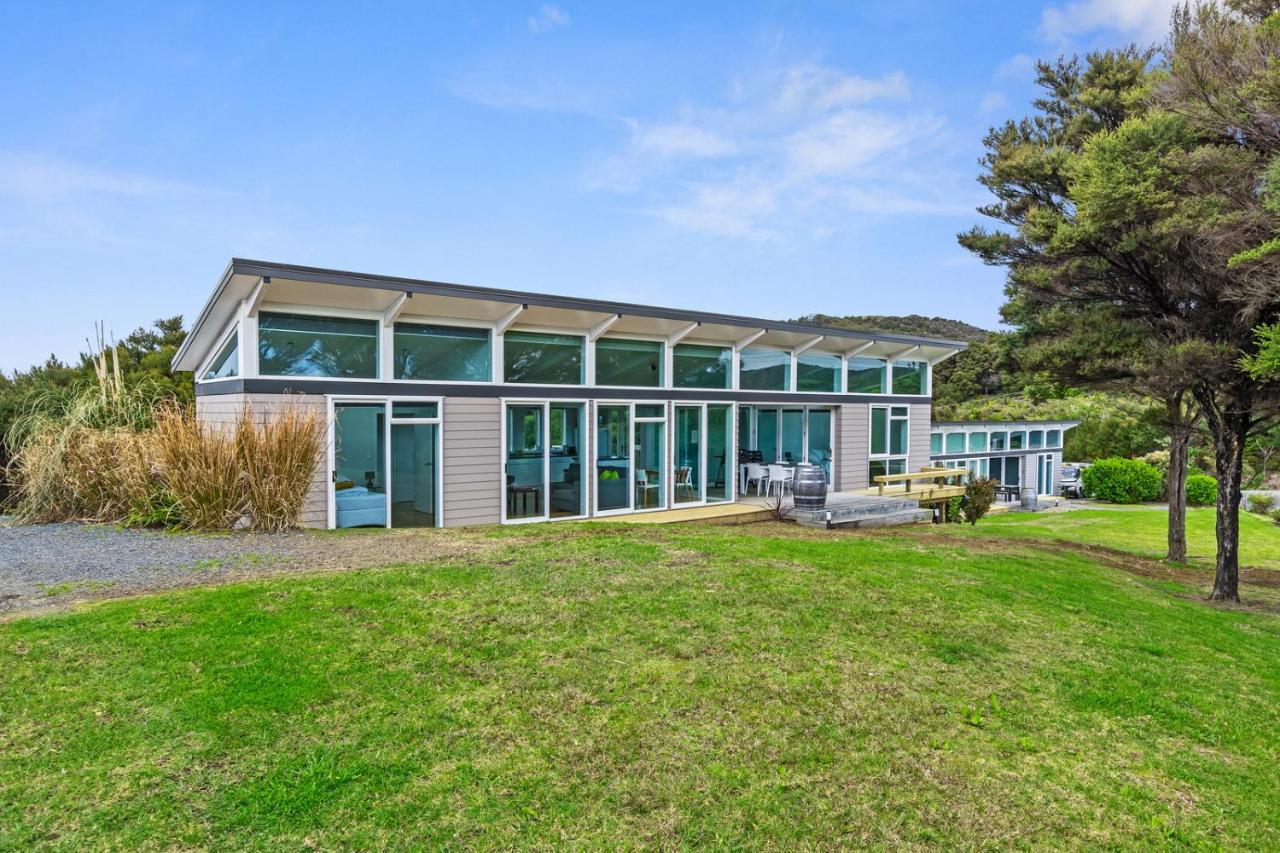 Paroa Bay Chalets - Te Whare Tui Russell Buitenkant foto